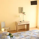 Luca Hotel