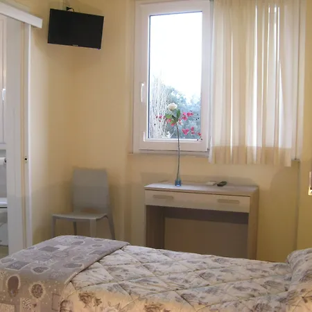 Otel Luca 3*