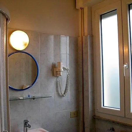 Luca Hotel