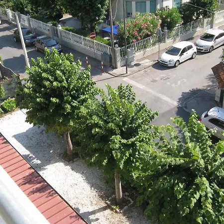 Hotel Luca 3*
