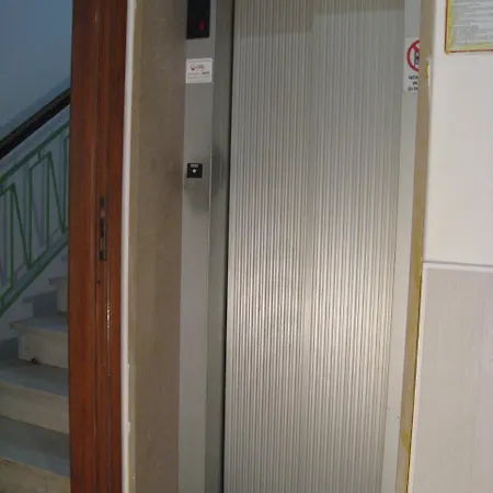 Luca Hotel