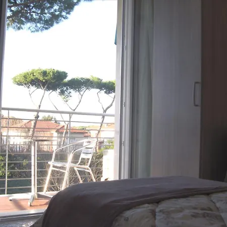 Hotel Luca 3*