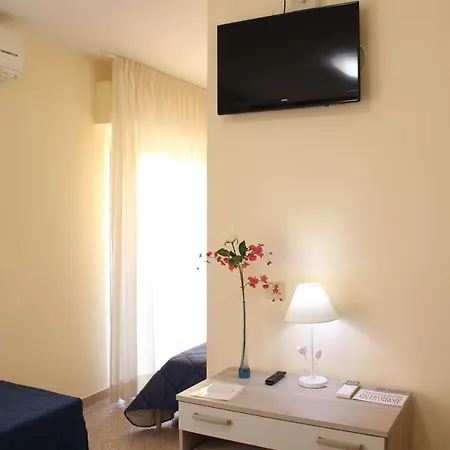 Luca Hotel