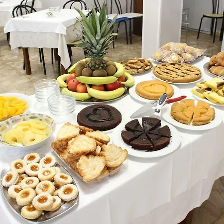 Hotel Luca 3*